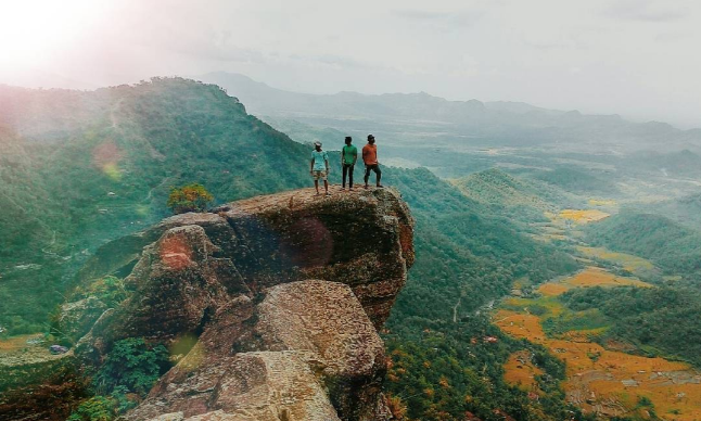 pengunjung-padati-obyek-wisata-terbaru-di-wonogiri