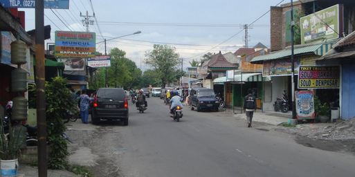 proyek-pembangunan-jalan-mulai-dikerjaka-jalan-dr-setia-budi-gilingan-solo-ditutup-sementara